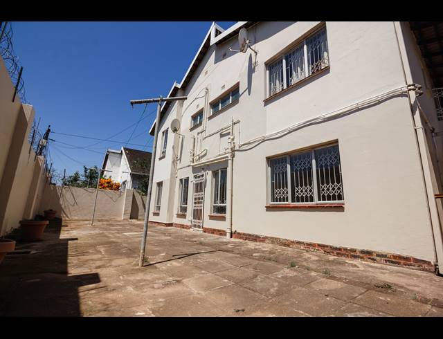 3 BEDROOM HOUSE FOR SALE IN ARENA PARK